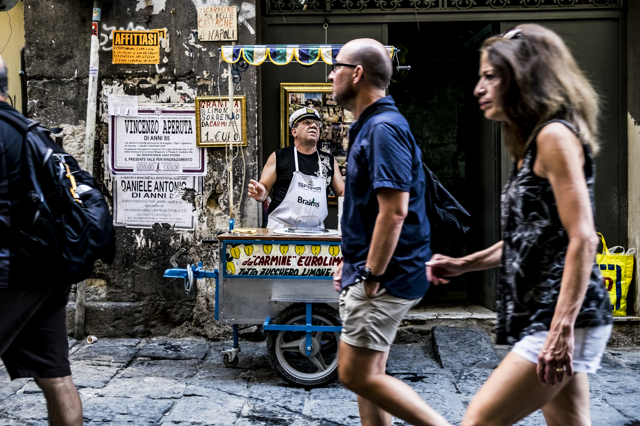 Streetphotography Napoles, Napoli / Zaragoza Walkers